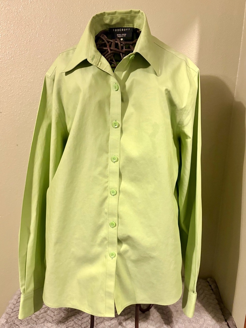 Foxcroft Women’s Lime Green Button-Down Shirt Non-Iron